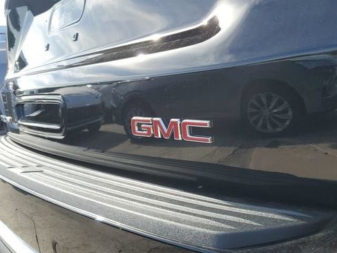 New 2026 GMC Yukon Denali RWD image 7
