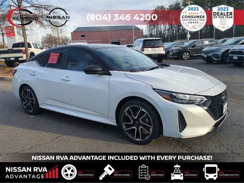 Used 2025 Nissan Sentra SR image 3