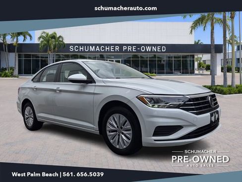 Used 2019 Volkswagen Jetta image 1