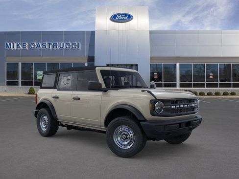 New 2025 Ford Bronco 4-Door AWD/4WD image 7