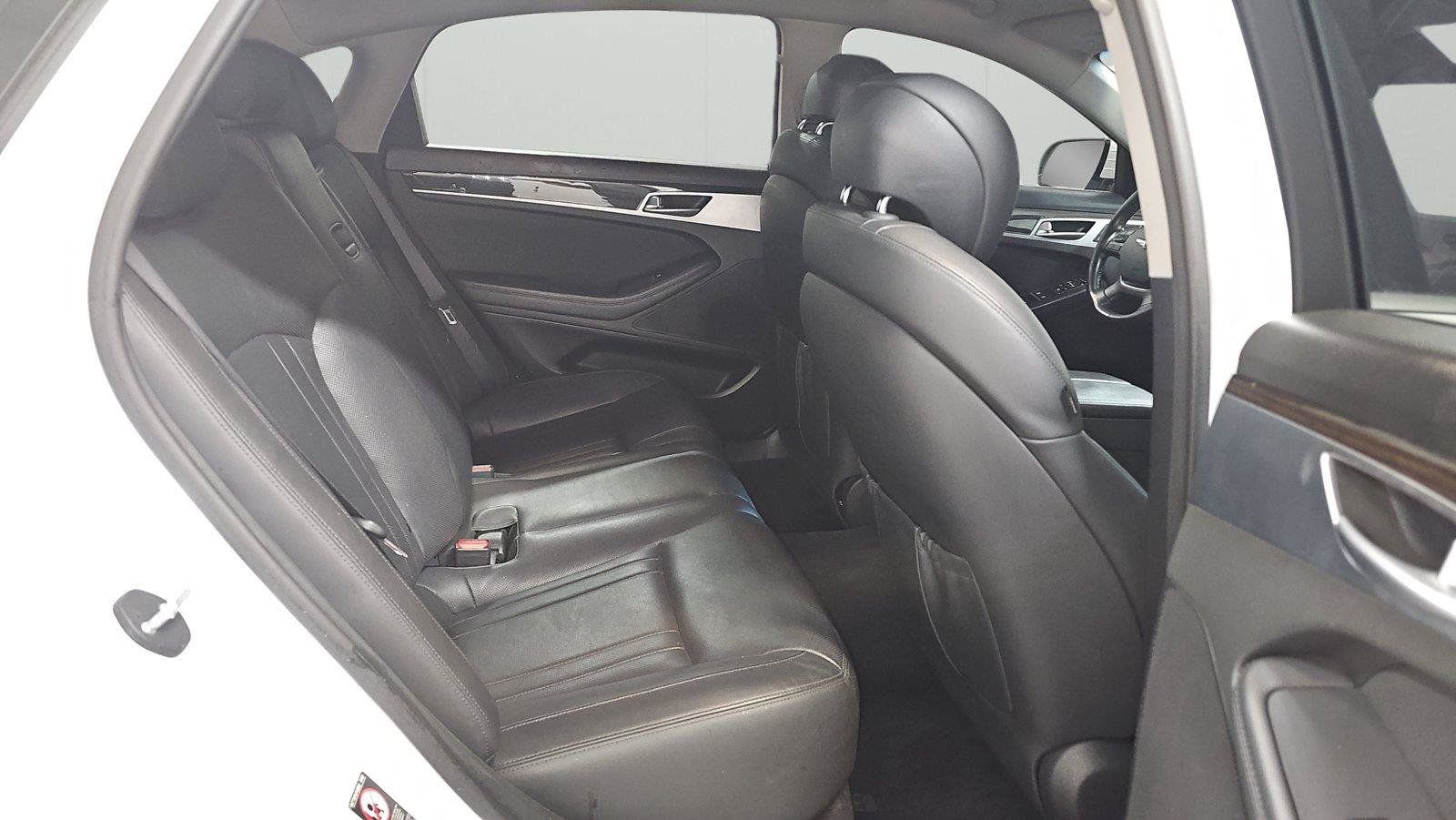 Used 2017 Genesis G80 3.8 AWD/4WD image 13