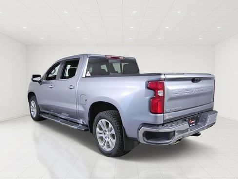 Used 2024 Chevrolet Silverado 1500 LTZ AWD/4WD image 5