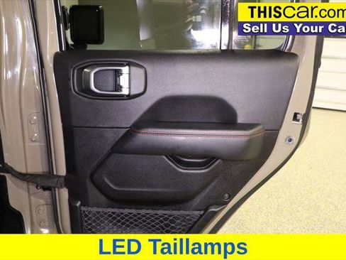 Used 2020 Jeep Gladiator Rubicon image 34