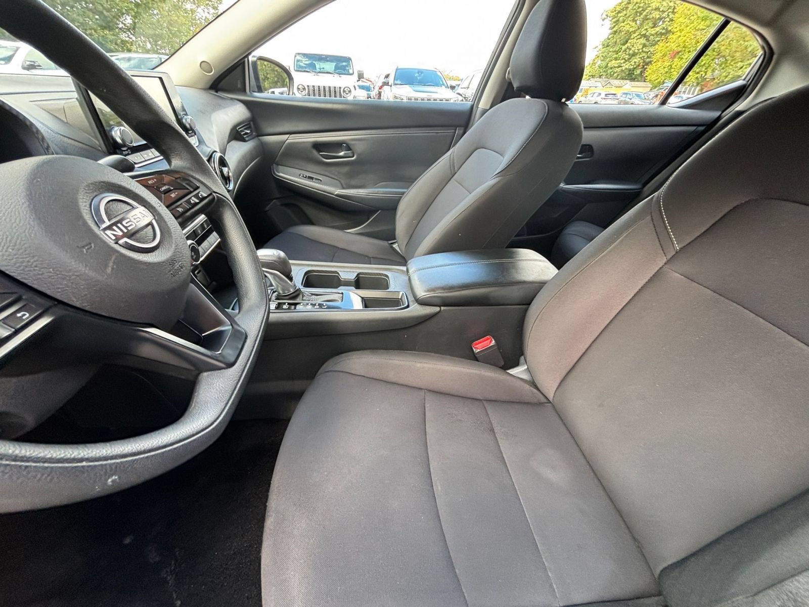 Used 2025 Nissan Sentra S FWD image 36