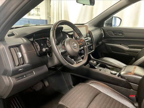Used 2023 Nissan Pathfinder Rock Creek AWD/4WD image 8