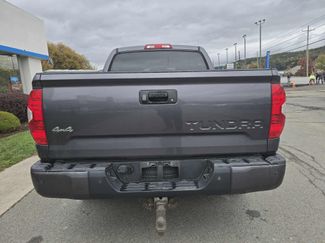 Used 2017 Toyota Tundra SR5 video 4