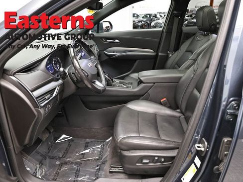 Used 2020 Cadillac XT4 Premium Luxury w/ Sun And Sound Package AWD/4WD image 14