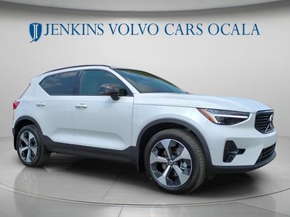 New 2026 Volvo XC40 B5 Plus w/ Protection Package Premier