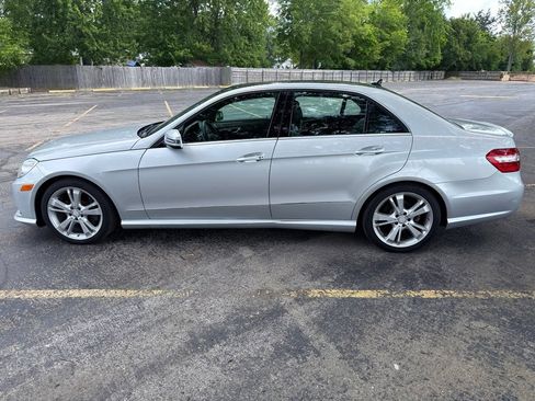 Used 2012 Mercedes-Benz E 350 4MATIC Sedan image 12