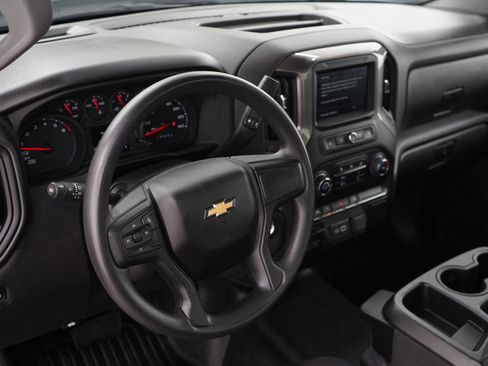 Used 2025 Chevrolet Silverado 1500 W/T w/ WT Value Package AWD/4WD image 12