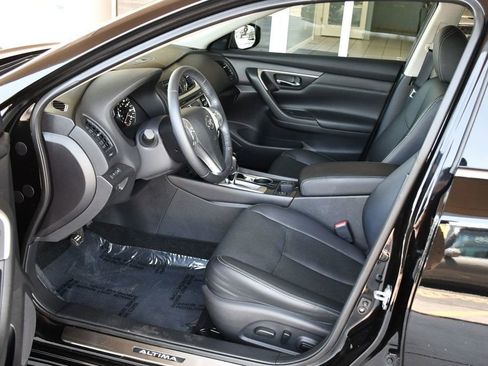 Used 2016 Nissan Altima 2.5 SL w/ Moonroof Package FWD image 37