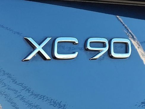 Used 2020 Volvo XC90 T6 Momentum image 33