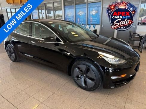 Used 2018 Tesla Model 3 Mid Range RWD image 1