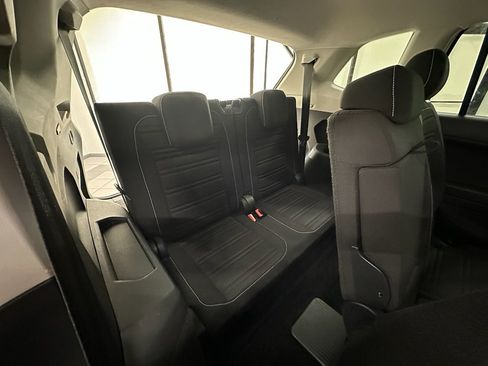 Used 2024 Volkswagen Tiguan S image 22