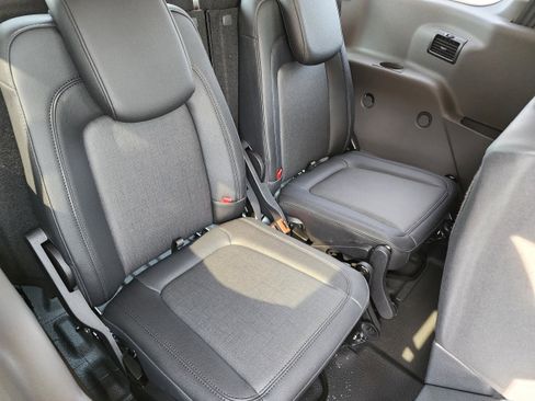 New 2023 Ford Transit Connect XL image 7