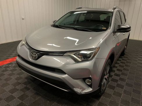 Used 2017 Toyota RAV4 XLE image 11