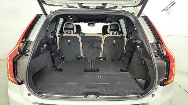 New 2026 Volvo XC90 T8 Plus w/ Protection Package AWD/4WD image 42