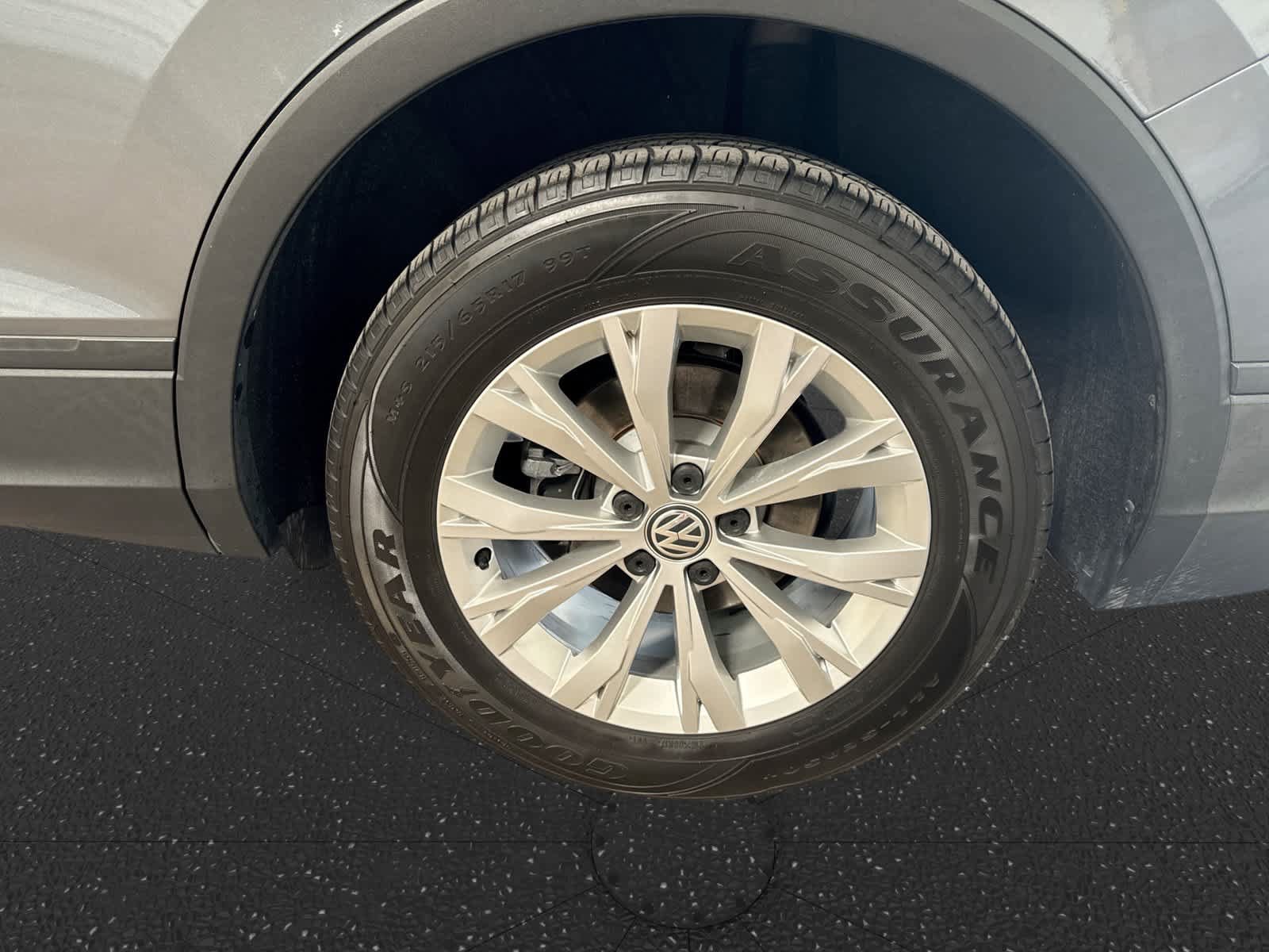 Used 2019 Volkswagen Tiguan S w/ Driver Assistance Package FWD image 20