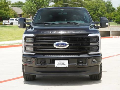 Used 2025 Ford F250 Platinum w/ FX4 Off-Road Package AWD/4WD image 8