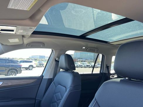 New 2026 Volkswagen Atlas SE FWD image 20