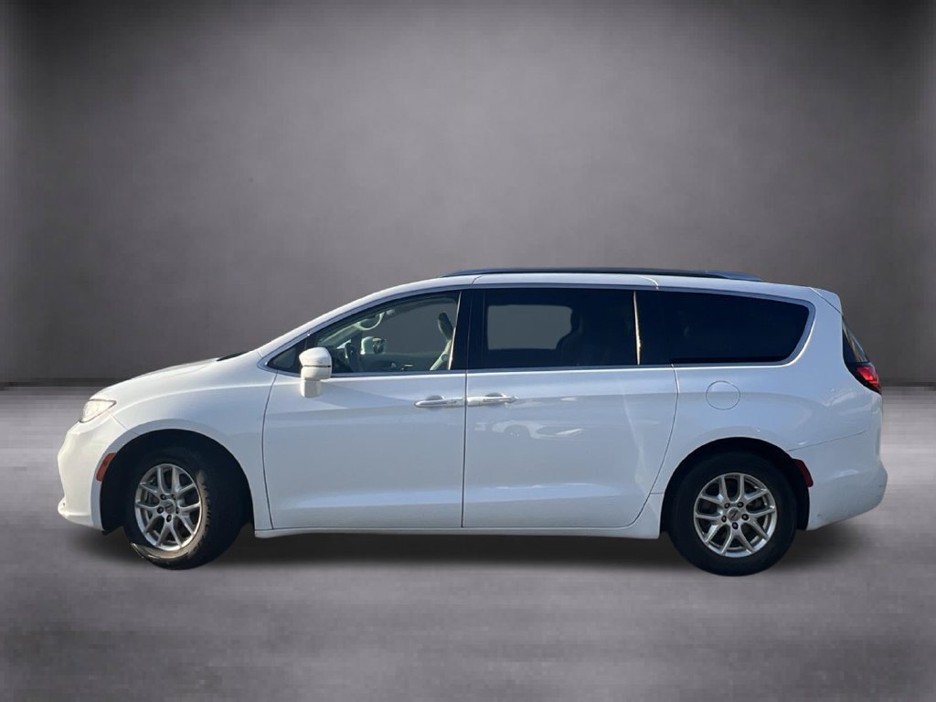 Used 2021 Chrysler Pacifica Touring-L FWD image 6