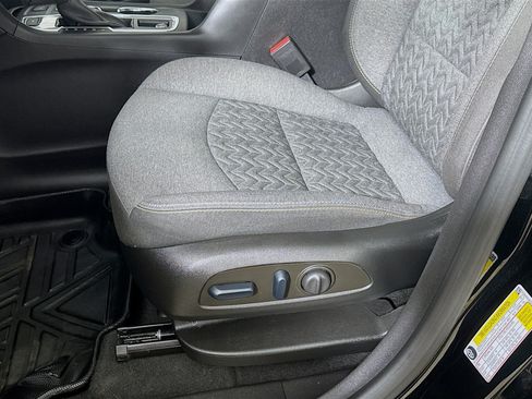 Used 2023 Chevrolet Equinox LT AWD/4WD image 21