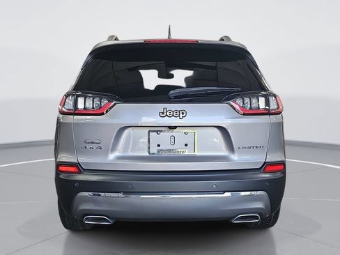 Used 2019 Jeep Cherokee Limited AWD/4WD image 5