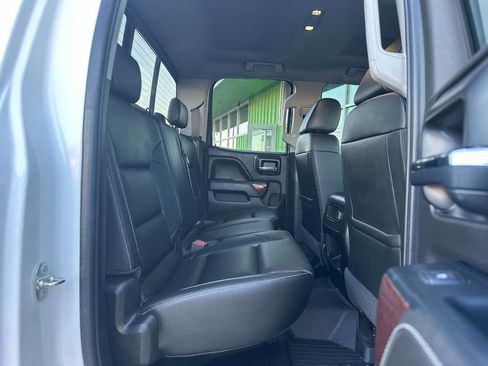 Used 2018 GMC Sierra 1500 SLT w/ SLT Premium Package image 16