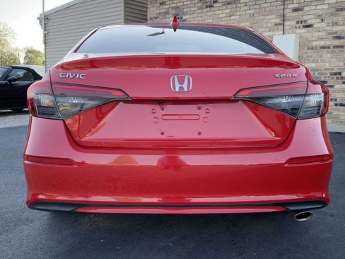 Used 2023 Honda Civic Sport image 5