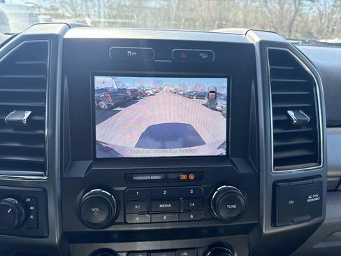 Used 2021 Ford F250 XLT w/ XLT Premium Package AWD/4WD image 22