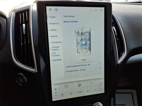 Used 2024 Ford Edge SEL w/ Convenience Package image 27