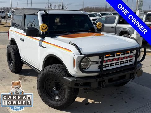 Used 2021 Ford Bronco Black Diamond image 4