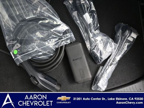 New 2026 Chevrolet Equinox EV LT image 37