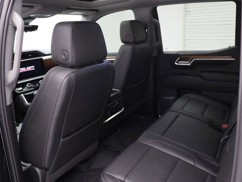Used 2022 GMC Sierra 1500 Denali w/ Denali Reserve Package image 16