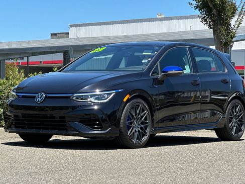 Used 2023 Volkswagen Golf 20th Anniversary Edition AWD/4WD image 8
