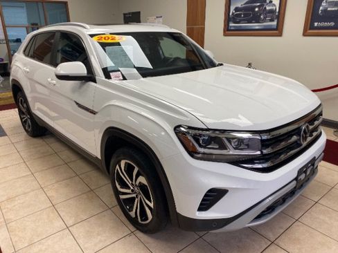 Used 2022 Volkswagen Atlas Cross Sport SEL w/ Cross Sport MDO Package AWD/4WD image 6