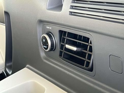 Used 2025 Hyundai Santa Fe SEL FWD image 20