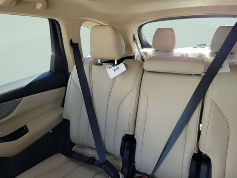 New 2026 Acura MDX SH-AWD image 12