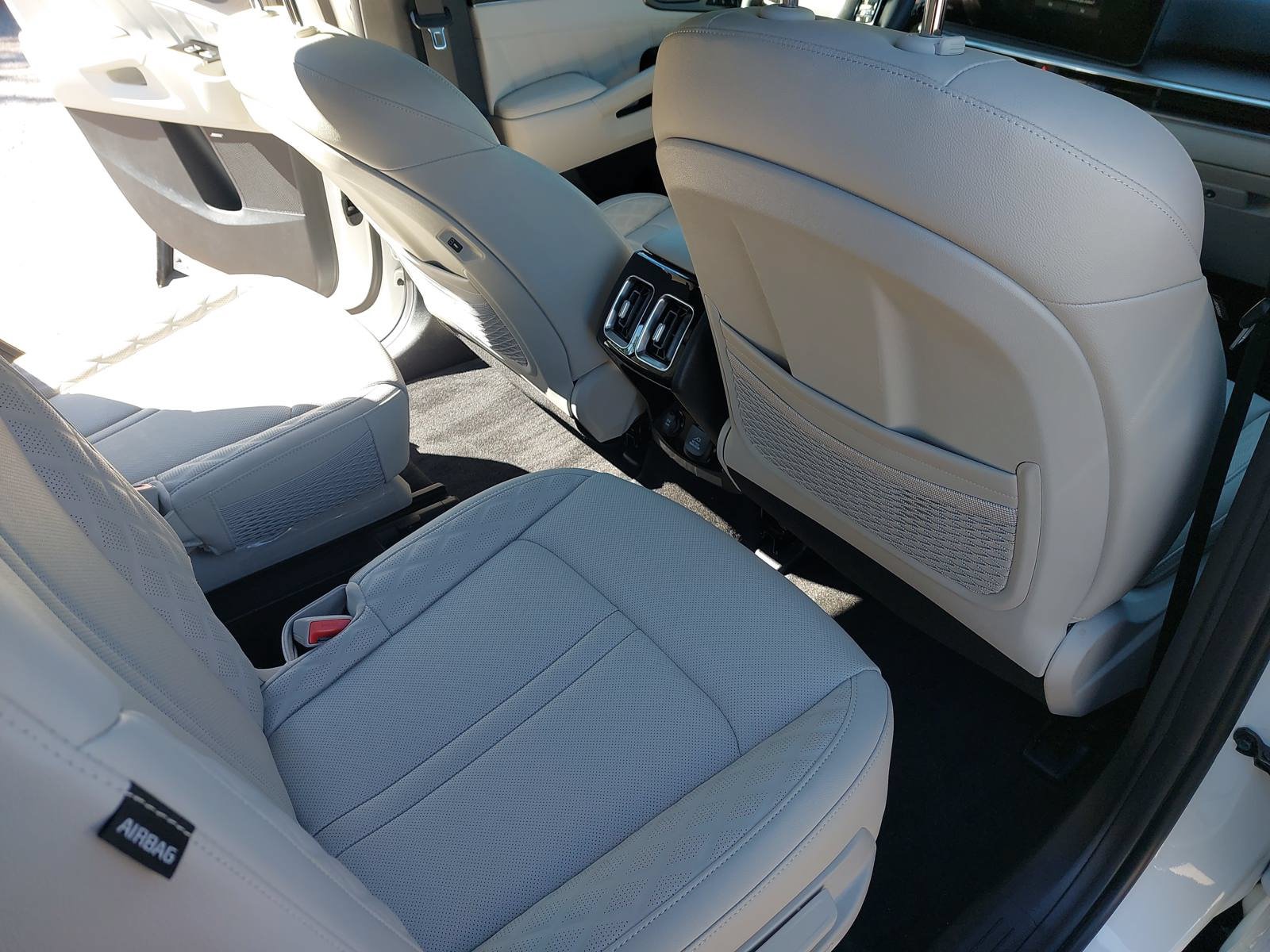 Used 2025 Kia Sorento SX Prestige AWD/4WD image 11