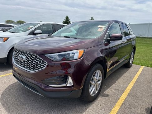Used 2024 Ford Edge SEL w/ Convenience Package AWD/4WD image 12
