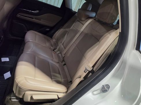 Used 2020 Lincoln Corsair FWD image 7
