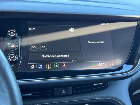 Used 2023 Buick Envision Avenir image 32