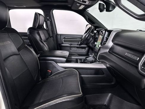 Used 2020 RAM 2500 Laramie w/ Night Edition image 29