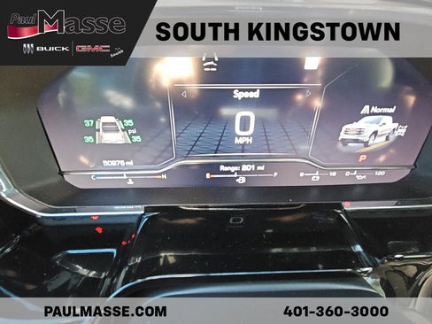 Used 2022 GMC Sierra 1500 SLT w/ SLT Convenience Package AWD/4WD image 13