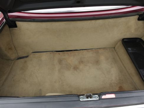 Used 1989 Mercedes-Benz 560 SL image 13