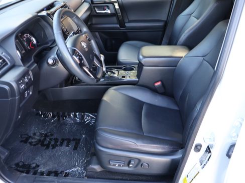 Used 2022 Toyota 4Runner TRD Off-Road Premium image 47