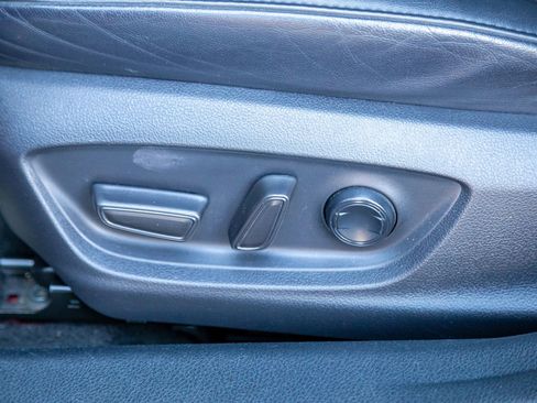 Used 2020 Toyota Avalon TRD image 28