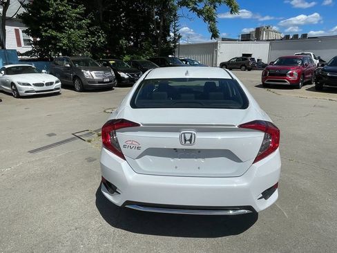 Used 2019 Honda Civic EX image 6