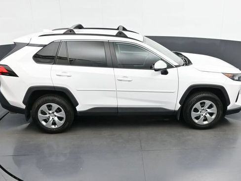 Used 2021 Toyota RAV4 LE w/ Carpet Mat Package (TMS) AWD/4WD image 42