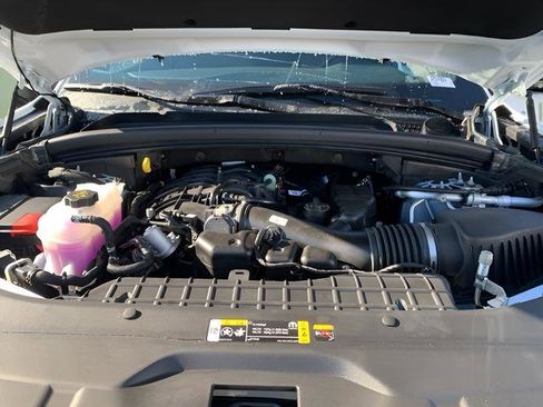 New 2025 Jeep Grand Cherokee L Altitude image 13